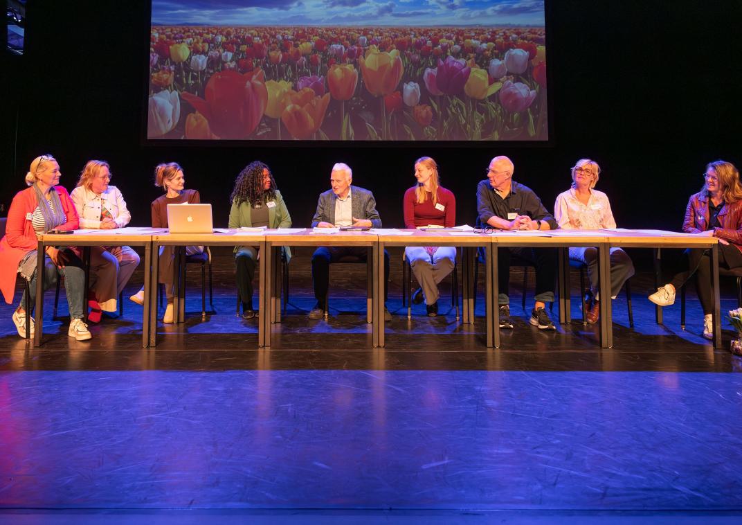 Panelgesprek tijdens netwerkevent Samen op Kop